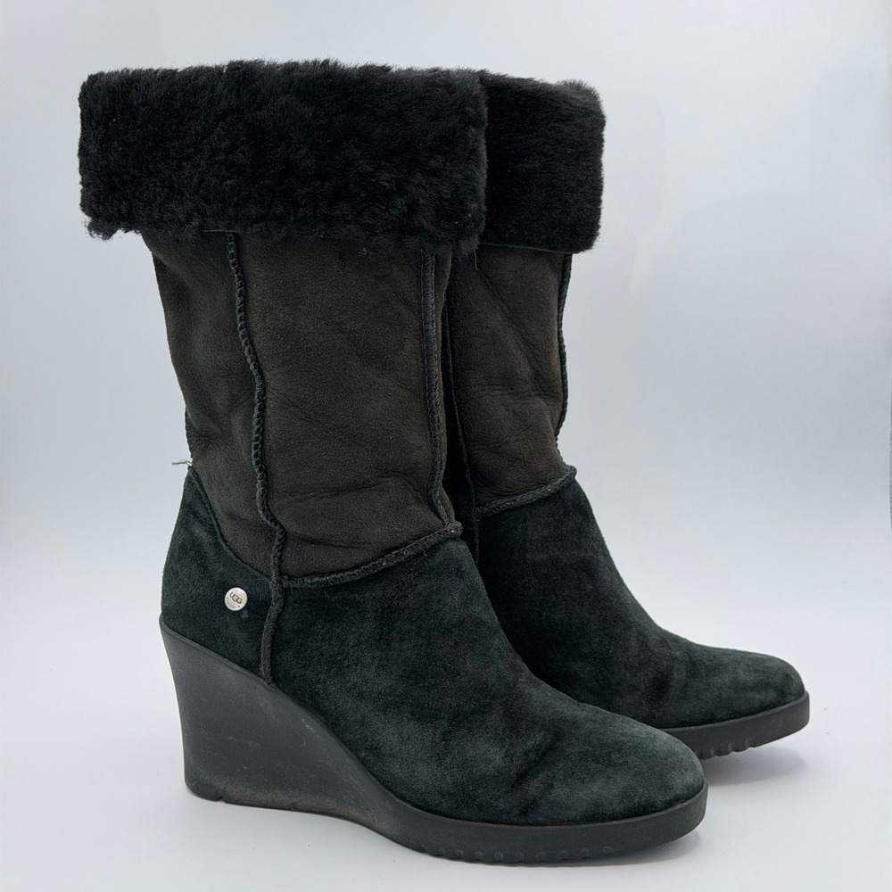 UGG Joslyn Wedge Boots Womens 8 Black Suede Shearling Zip Femme Cozy Winter 1941